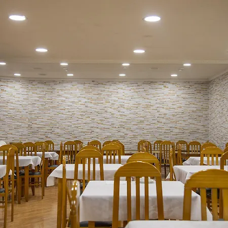 Hotel Ria De 3*