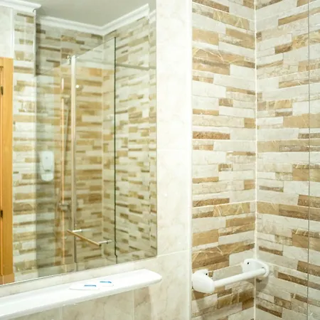 Hotel Ria De 3*