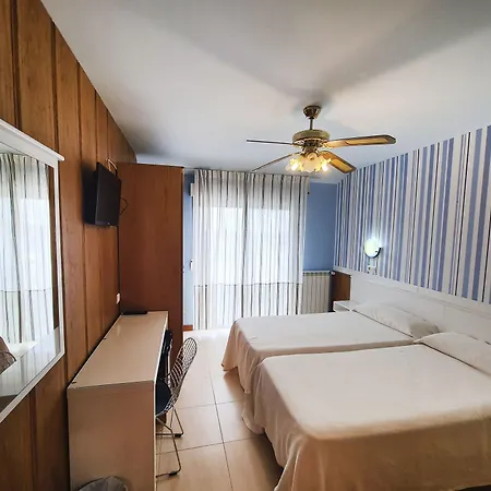 Ria De Hotell Suances