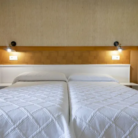 Ria De Hotell Suances